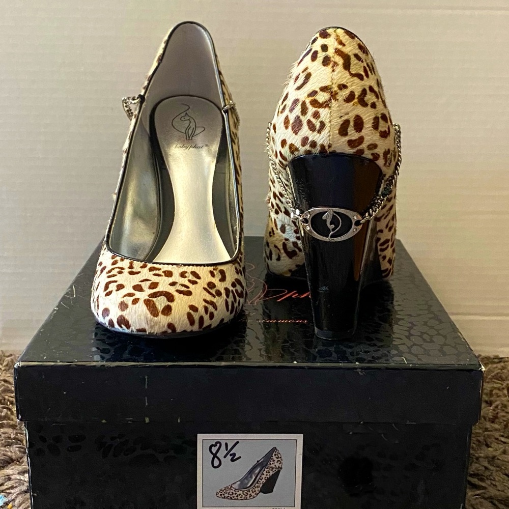 Size 8.5 Baby Phat white leopard/black wedgeZoela